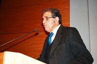 Dr. Armando Silva