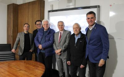 Reunión del Decano Manuel Amaya con Miguel Lawner y Hugo Gaggero.