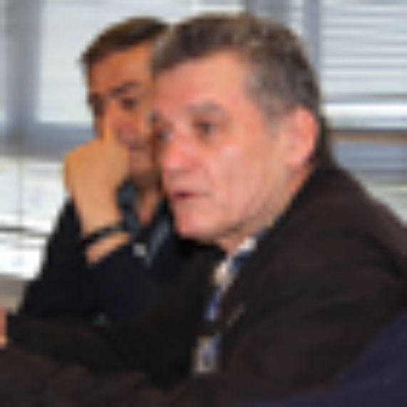 Candidato Prof. Gonzalo Díaz conversó con Consejo de Facultad