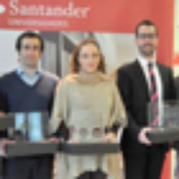 Investigadores de  ICOD obtienen Beca Santander 