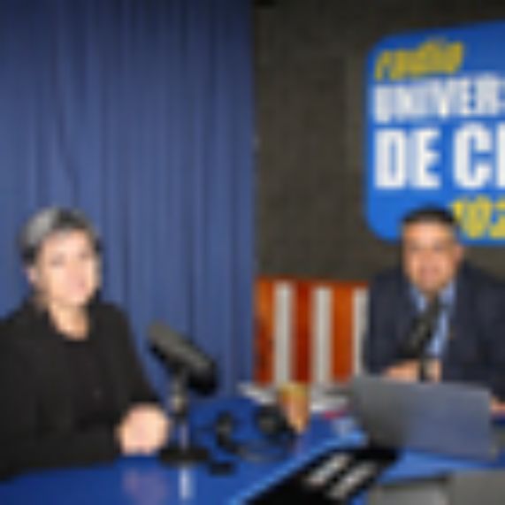 Decana Irene Morales en Radio Universidad de Chile.