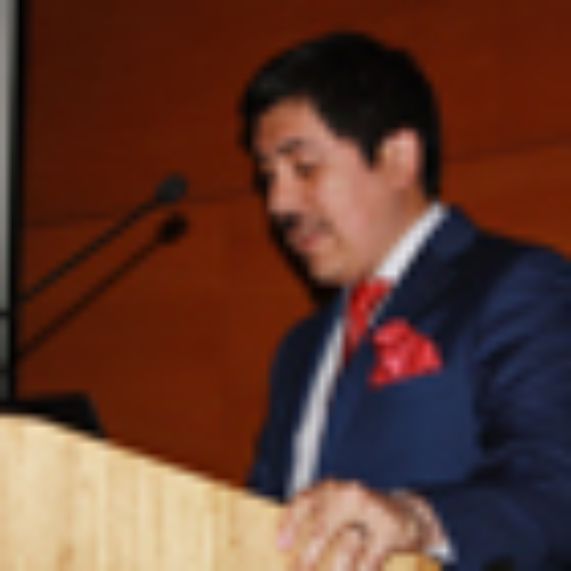 Dr. Jaime Díaz es Doctor en Ciencias Odontológicas U. de Chile