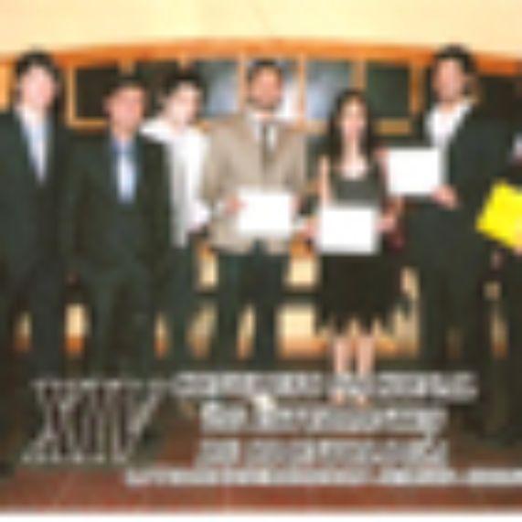 Estudiantes de Odontología obtienen 1° lugar en Casos Clínicos de Conadeo 2009