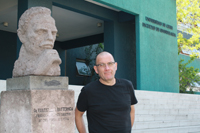 Prof. Germám manríquez, Director del Centro Cuantitativo de Antropología Dentalo