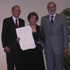 Dra. Encina recibe Premio al Mérito Odontológico Nacional